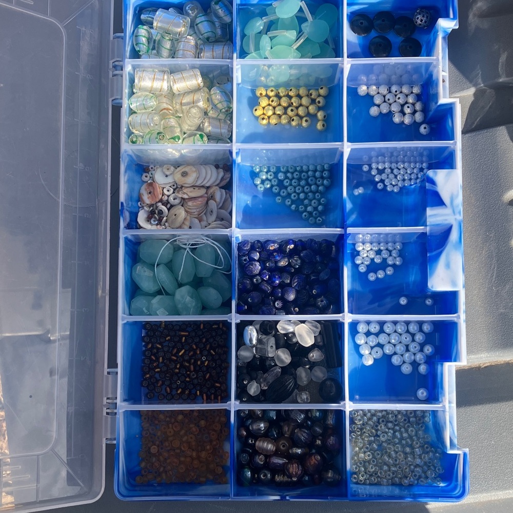 Multi-Color Bead Storage Organizer - Picture 2 of 2
